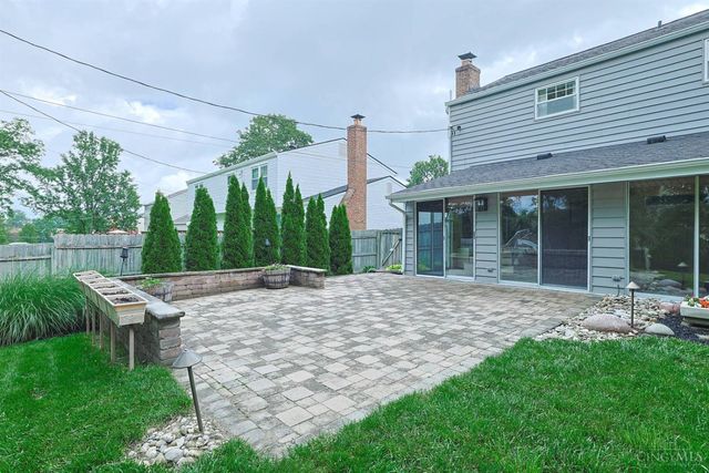 5571 Crestview Drive, Fairfield, OH 45014