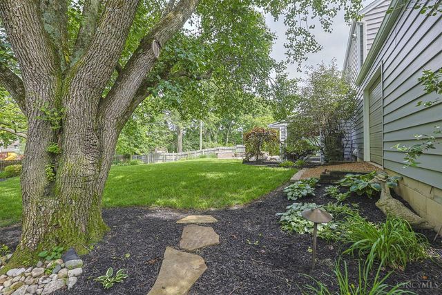5571 Crestview Drive, Fairfield, OH 45014