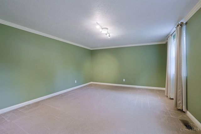 5571 Crestview Drive, Fairfield, OH 45014