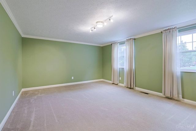 5571 Crestview Drive, Fairfield, OH 45014