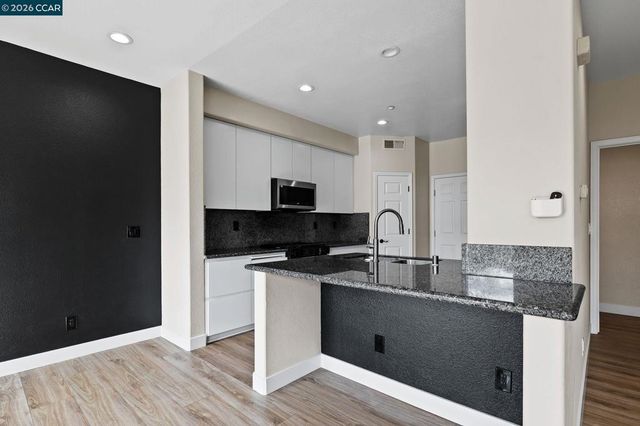 320 Jefferson Dr, Brentwood, CA 94513