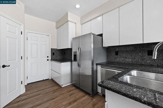 320 Jefferson Dr, Brentwood, CA 94513