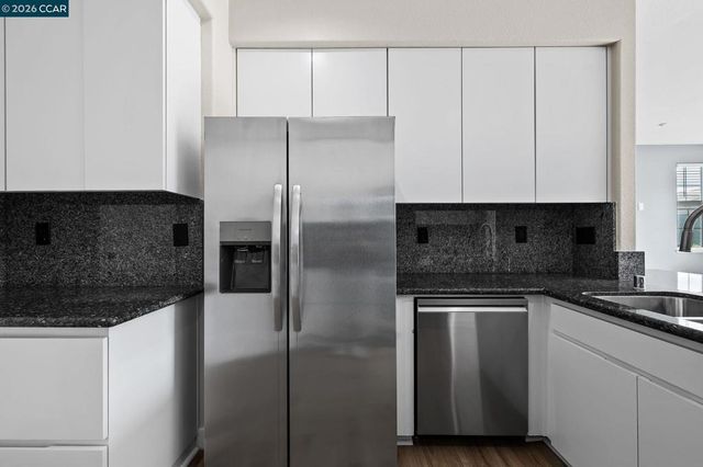 320 Jefferson Dr, Brentwood, CA 94513