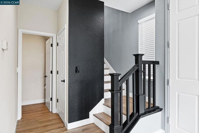 320 Jefferson Dr, Brentwood, CA 94513