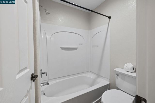 320 Jefferson Dr, Brentwood, CA 94513