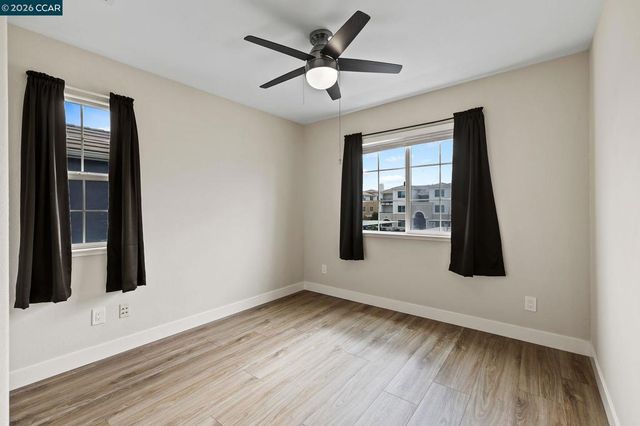 320 Jefferson Dr, Brentwood, CA 94513