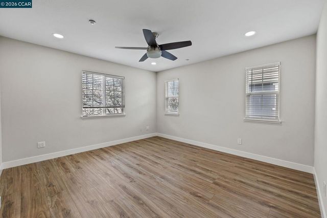 320 Jefferson Dr, Brentwood, CA 94513