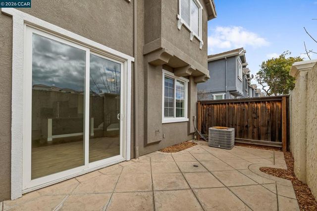 320 Jefferson Dr, Brentwood, CA 94513