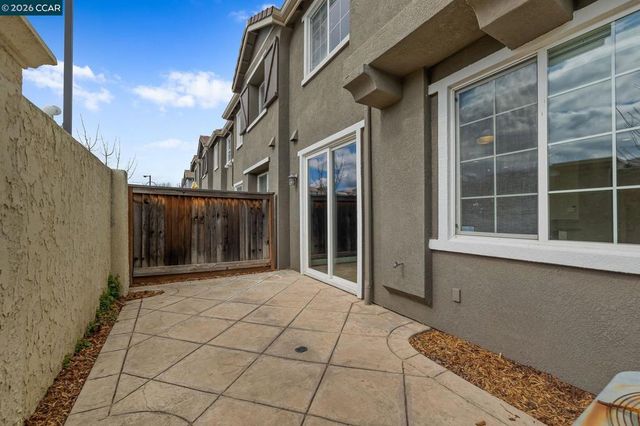 320 Jefferson Dr, Brentwood, CA 94513