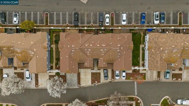 320 Jefferson Dr, Brentwood, CA 94513