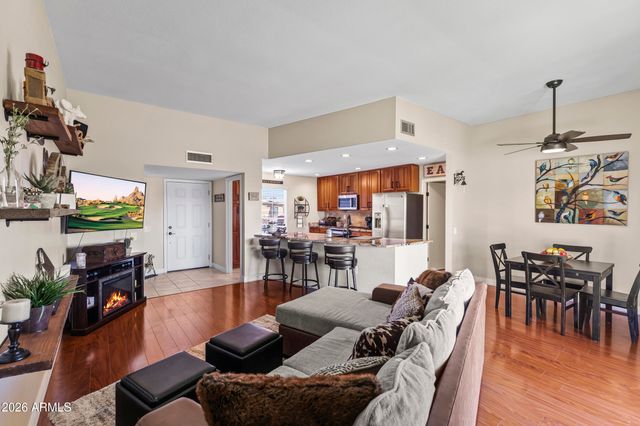 11153 W PALMERAS Drive, Sun City, AZ 85373