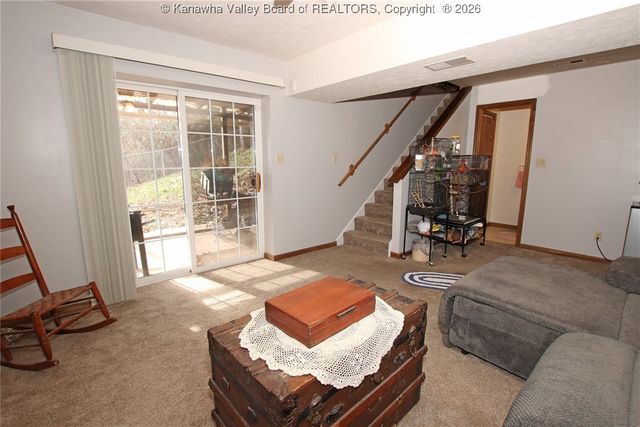 5311 April Circle, Cross Lanes, WV 25313