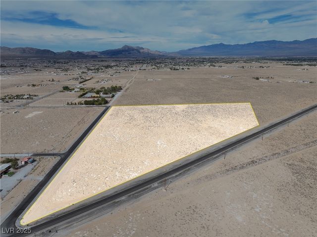 2621 South Murphy Street, Pahrump, NV 89048
