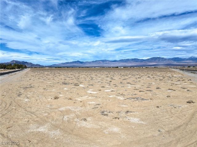 2621 South Murphy Street, Pahrump, NV 89048