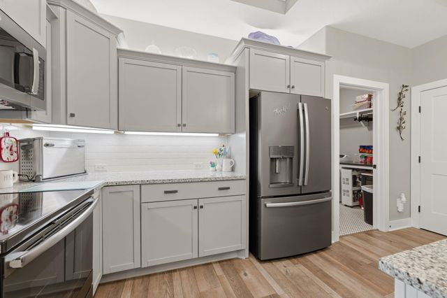 3937 N Solano Ct, Wichita, KS 67205