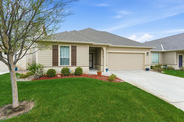 3937 N Solano Ct, Wichita, KS 67205