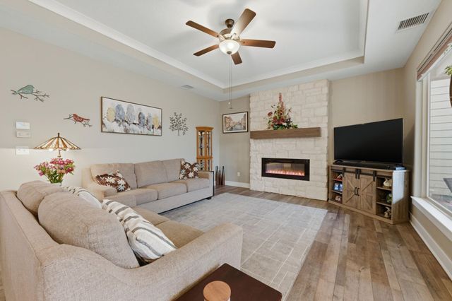 3937 N Solano Ct, Wichita, KS 67205