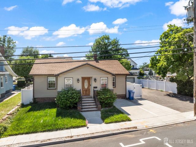 3 Minnisink Avenue, Sayreville, NJ 08872