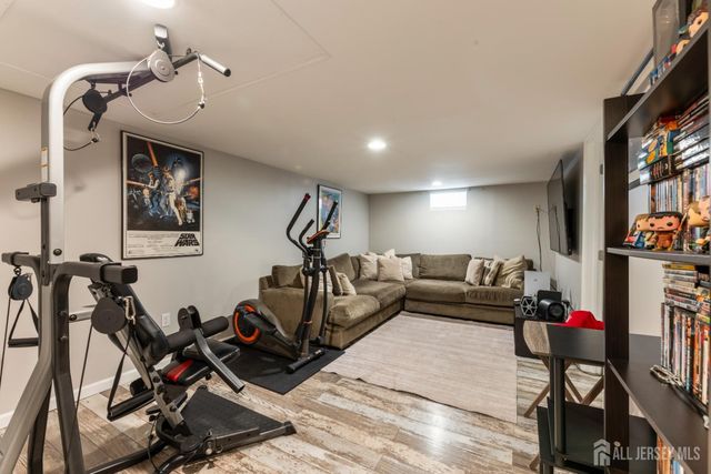 3 Minnisink Avenue, Sayreville, NJ 08872