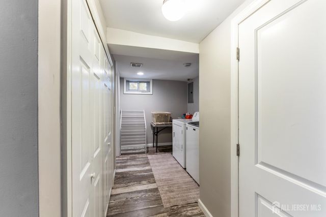 3 Minnisink Avenue, Sayreville, NJ 08872