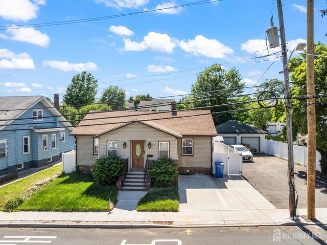 3 Minnisink Avenue, Sayreville, NJ 08872