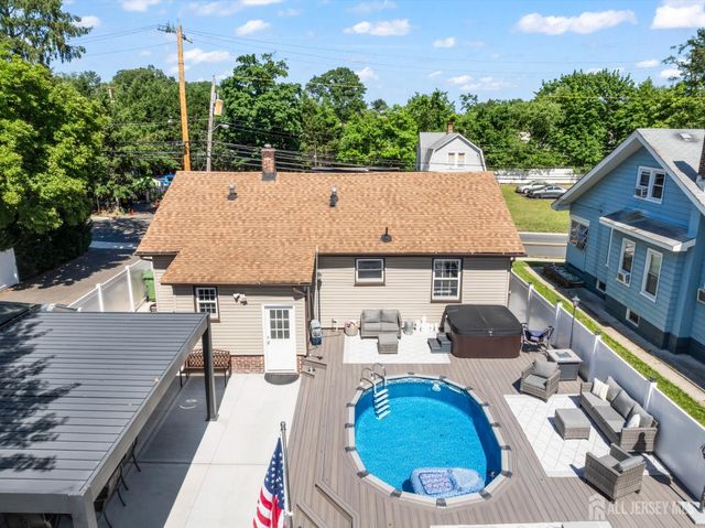 3 Minnisink Avenue, Sayreville, NJ 08872