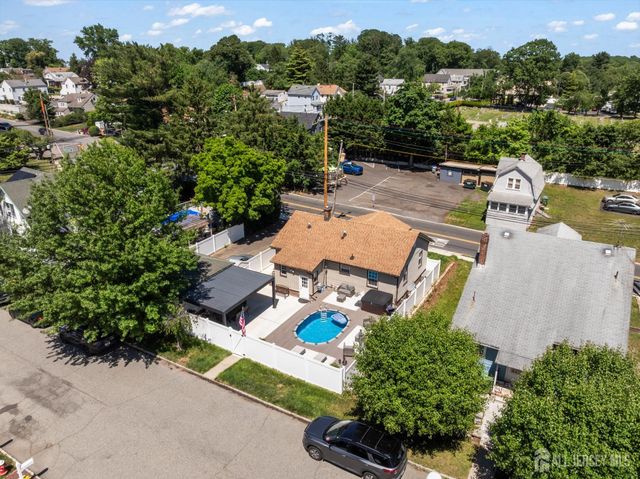 3 Minnisink Avenue, Sayreville, NJ 08872