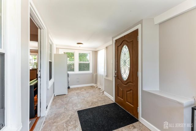 3 Minnisink Avenue, Sayreville, NJ 08872
