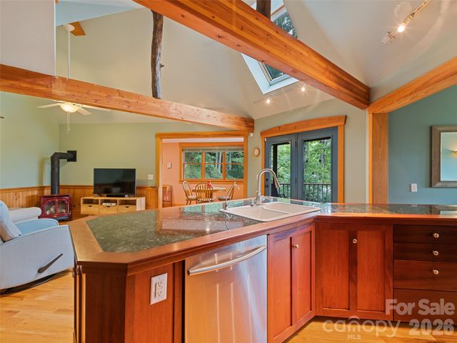 145 Hiaway Trail, Clyde, NC 28721