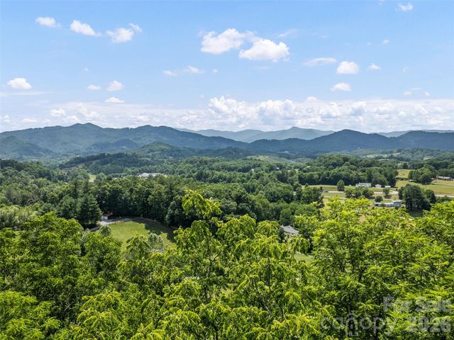 145 Hiaway Trail, Clyde, NC 28721
