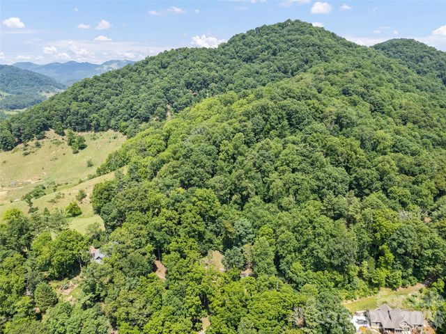 145 Hiaway Trail, Clyde, NC 28721