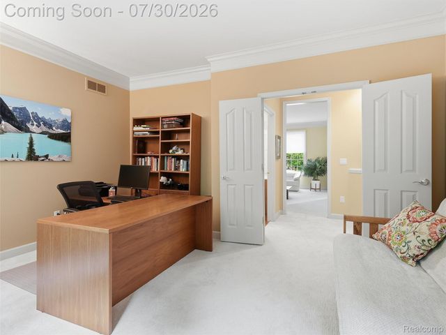 7025 Yorkshire Court, West Bloomfield Charter Township, MI 48322