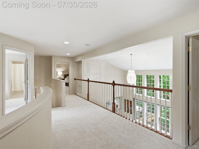 7025 Yorkshire Court, West Bloomfield Charter Township, MI 48322