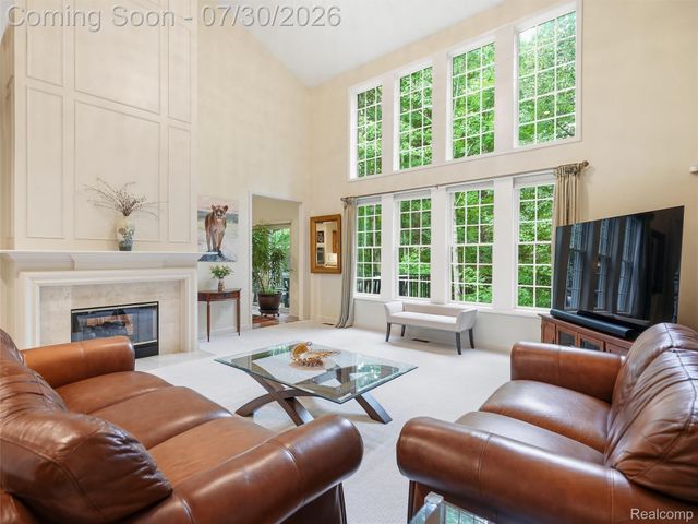 7025 Yorkshire Court, West Bloomfield Charter Township, MI 48322