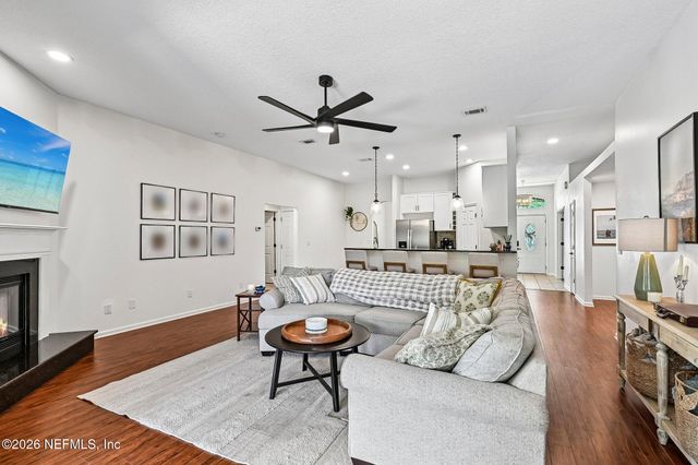 7920 VIVERA Court, Jacksonville, FL 32244