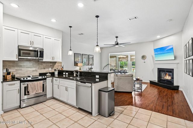 7920 VIVERA Court, Jacksonville, FL 32244
