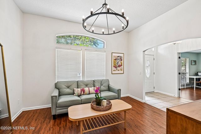 7920 VIVERA Court, Jacksonville, FL 32244