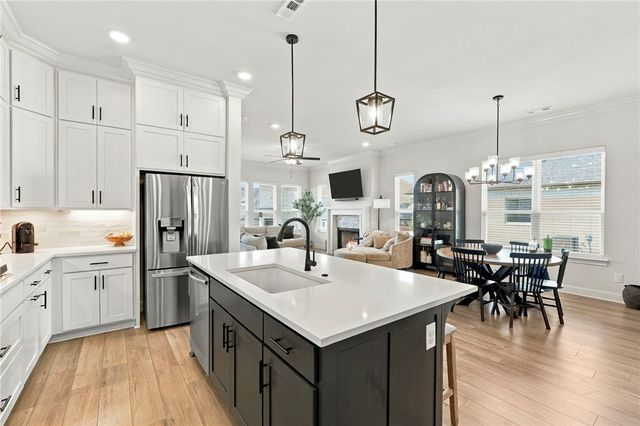 1419 Spring Water Way, Cave Springs, AR 72718