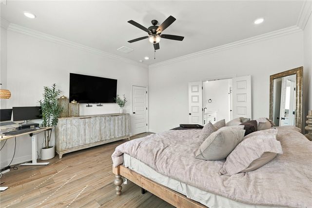1419 Spring Water Way, Cave Springs, AR 72718