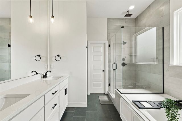 1419 Spring Water Way, Cave Springs, AR 72718