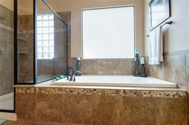 1007 Rhondstat RUN, Cedar Park, TX 78613