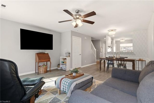 3743 Winborne Lane, Greensboro, NC 27410