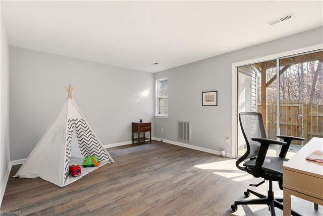 3743 Winborne Lane, Greensboro, NC 27410