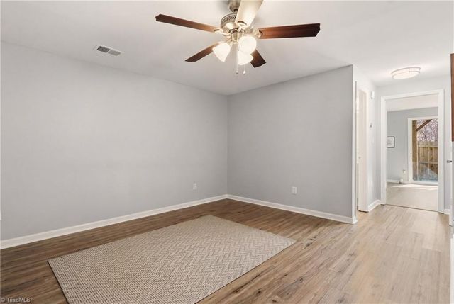 3743 Winborne Lane, Greensboro, NC 27410