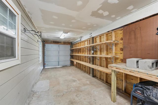 4408 Pelican Way, Jamaica Beach, TX 77554