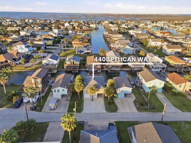 4408 Pelican Way, Jamaica Beach, TX 77554