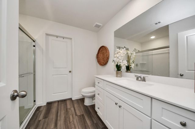 25360 Stoneham Creek Drive, Magnolia, TX 77355