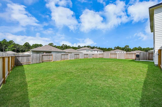 25360 Stoneham Creek Drive, Magnolia, TX 77355