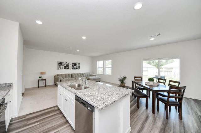 25360 Stoneham Creek Drive, Magnolia, TX 77355