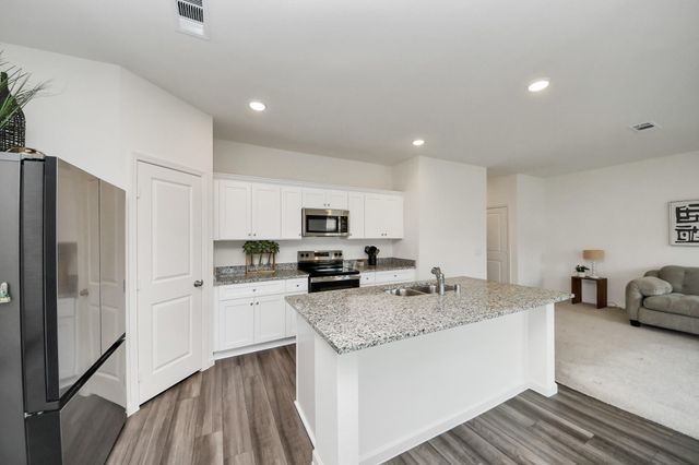 25360 Stoneham Creek Drive, Magnolia, TX 77355